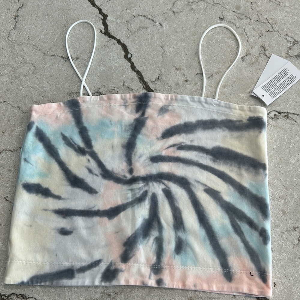 NWT American Eagle crop top. Size large. So cute! - Picture 6 of 10